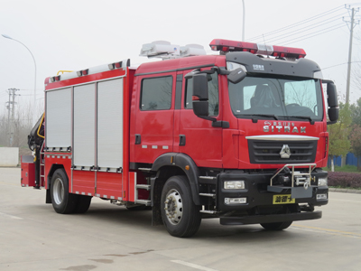 重汽汕德卡搶險(xiǎn)救援消防車